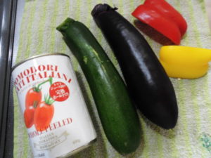 トマト缶でつくるラタトゥイユのレシピ♪超簡単なのに絶品、完熟夏野菜を楽しもう！